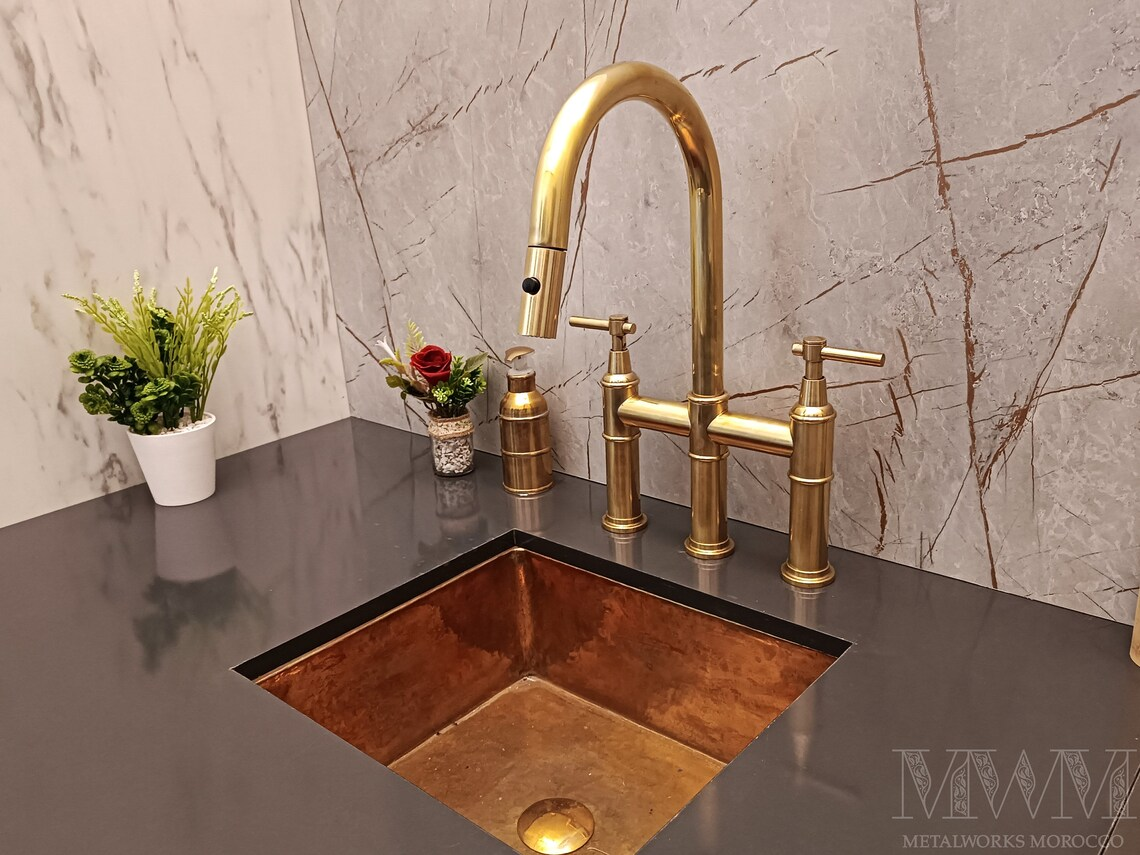 Brass Kitchen Bridge Faucet With Pull Down Sprayer