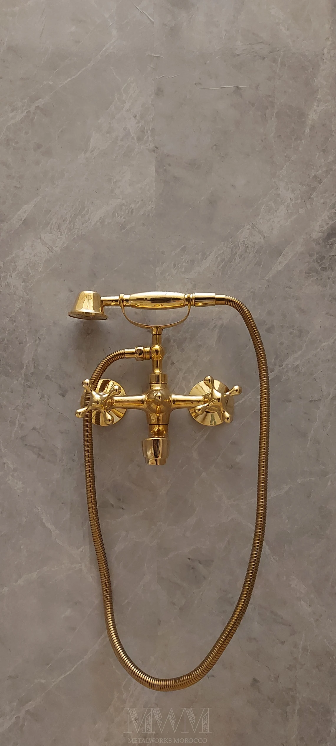 Brass Solid Bathtub Faucet With Horn Diverter